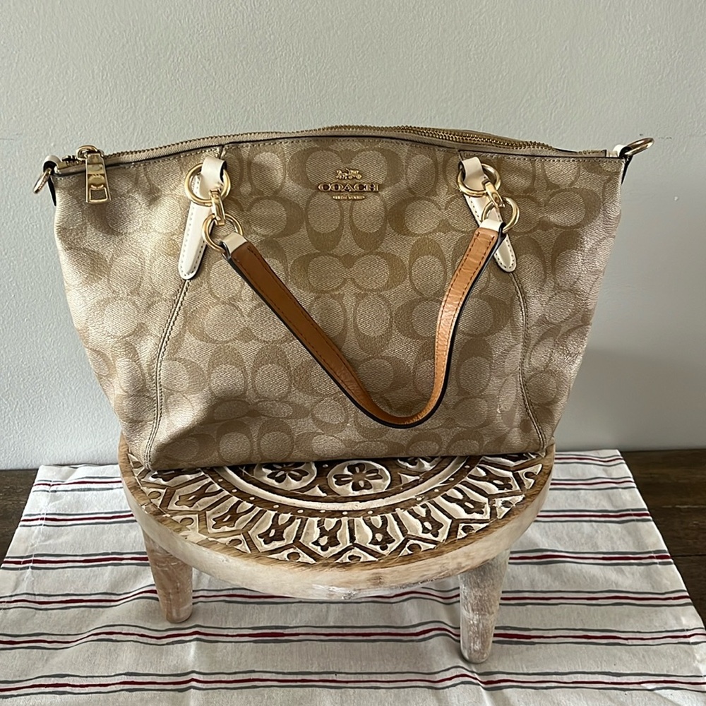 Coach handbag